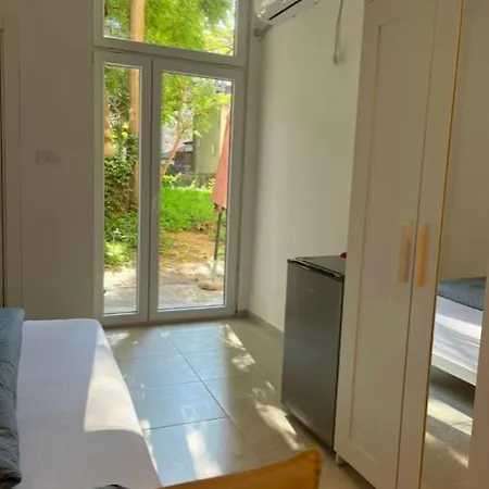 Garden Apartment Belgrad